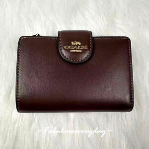 Coach Medium Corner Zip Wallet In Calf leather/Gold/Maple CR791 NWT